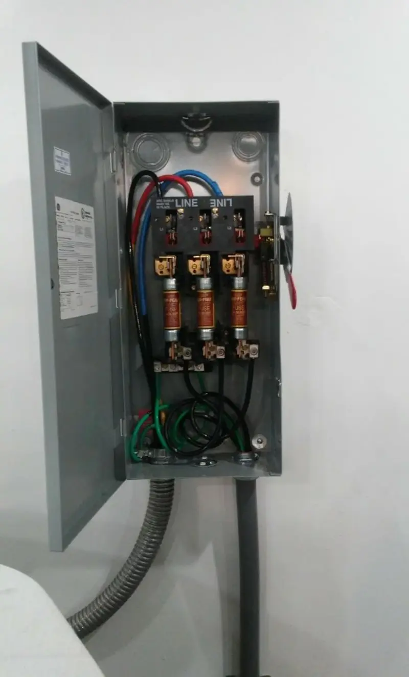 Three-phase disconnect switch installed for Electrical Wiring & Rewiring in Hartford